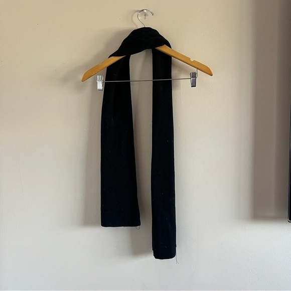 Cozy Black Fleece Scarf - Picture 2 of 2